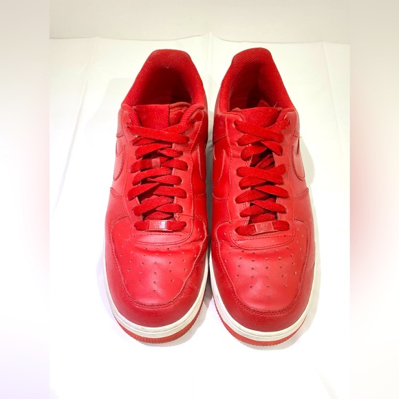 Air Force 1 Red (Mens US 10.5) - Picture 2 of 2